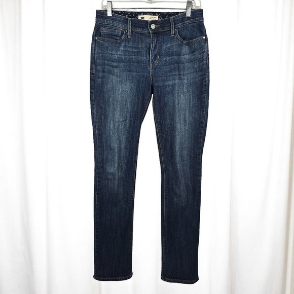 Levi's 525 Bootcut Jeans Dark‎ Wash Denim Classic Style Women's 30x29 (Actual) - Picture 1 of 12